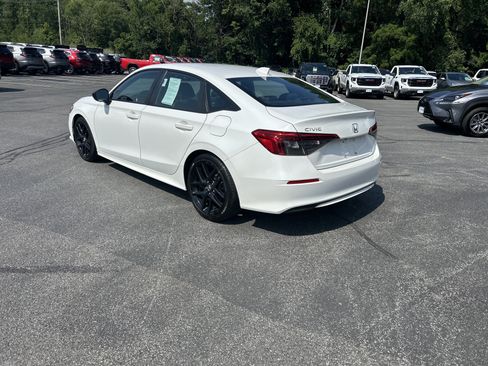 Used 2022 Honda Civic Sport image 5