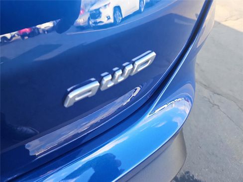 Used 2024 Ford Edge SEL AWD/4WD image 5