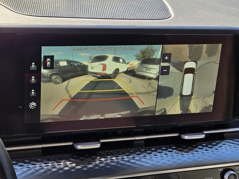 Certified 2022 Kia Carnival SX Prestige FWD image 21
