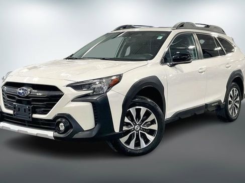 Used 2023 Subaru Outback Limited XT image 3
