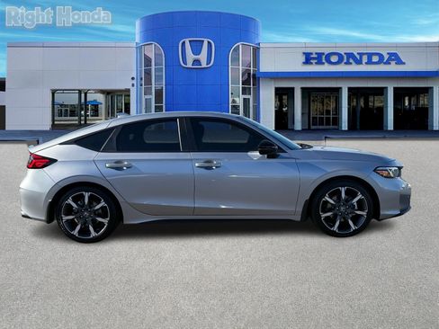 Used 2026 Honda Civic Sport Touring image 8