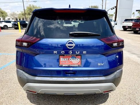 Certified 2022 Nissan Rogue SV image 6