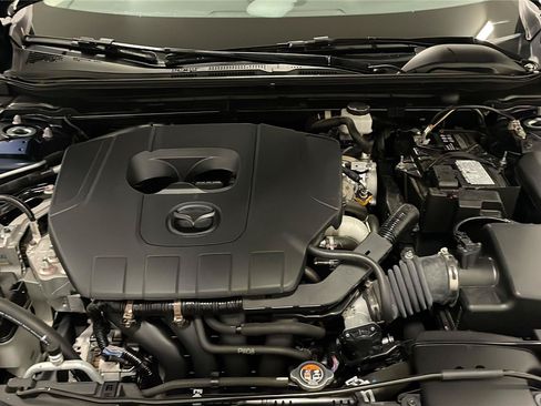 Used 2024 MAZDA MAZDA3 s FWD image 9