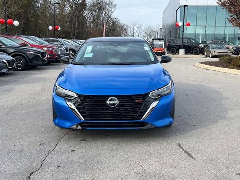 Certified 2025 Nissan Sentra SR image 9