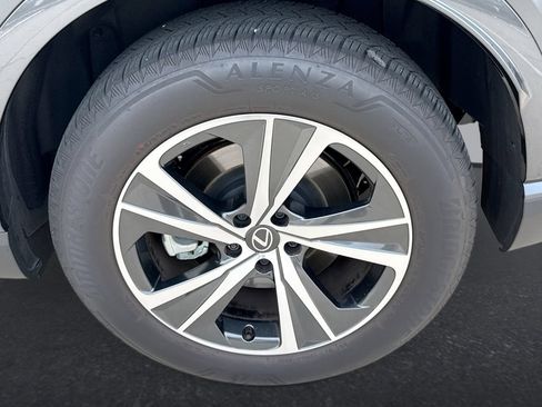 Used 2026 Lexus RX 350 Premium w/ Accessory Package (Z1) FWD image 31