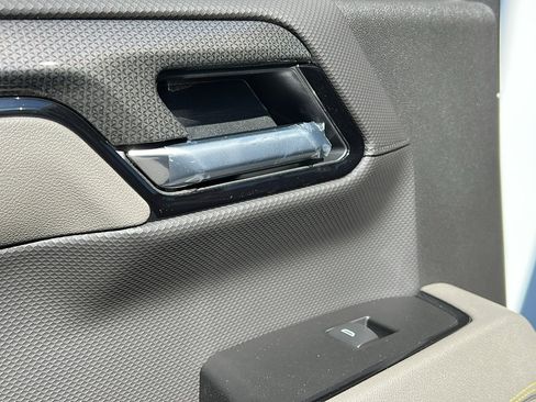 New 2026 Chevrolet Silverado 1500 ZR2 image 15