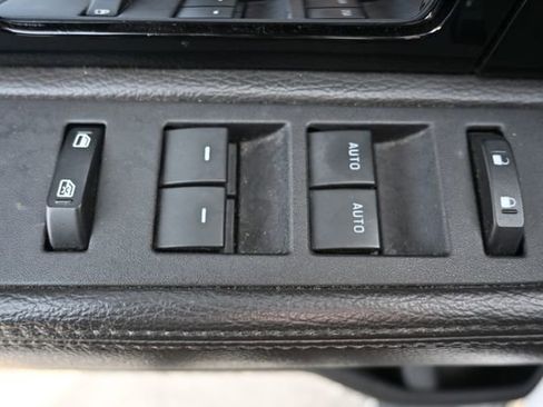 Used 2014 Ford F150 Limited image 11