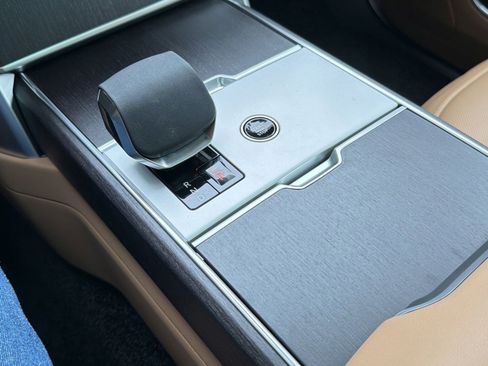 New 2026 Land Rover Range Rover SE image 26