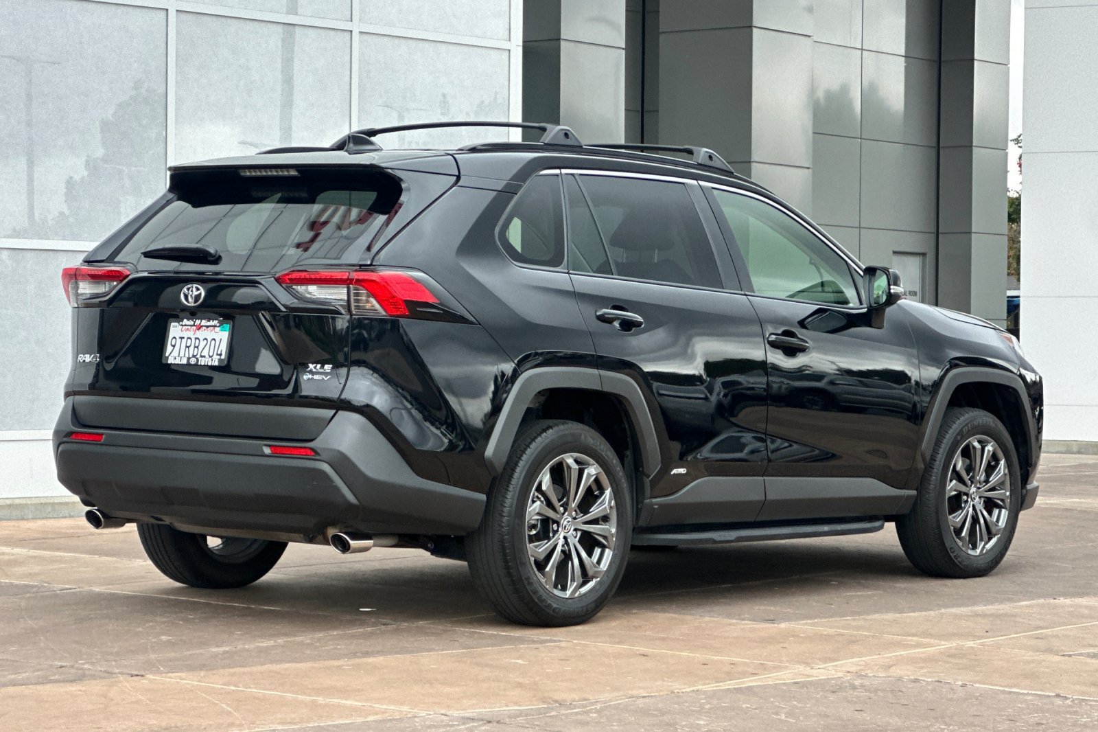 Certified 2025 Toyota RAV4 XLE Premium w/ Weather Package AWD/4WD image 4