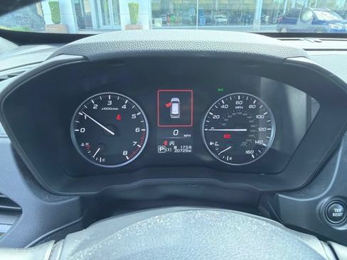 Used 2025 Subaru Forester Premium AWD/4WD image 2