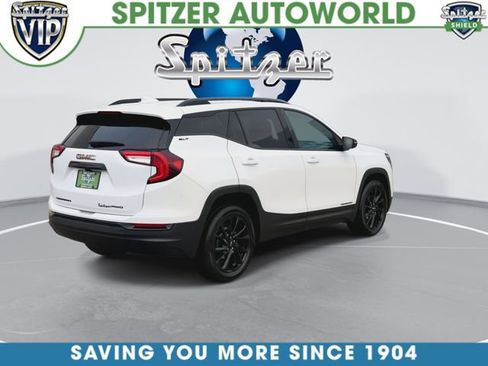 Used 2024 GMC Terrain SLT w/ Elevation Edition AWD/4WD image 9