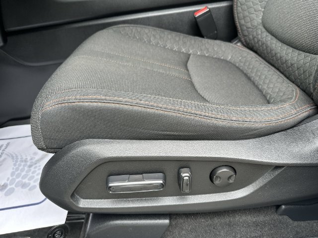 Used 2025 Honda Pilot Sport image 17