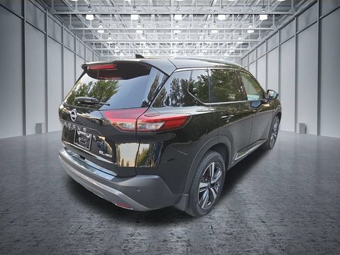 Certified 2023 Nissan Rogue SL w/ SL Premium Package AWD/4WD image 9