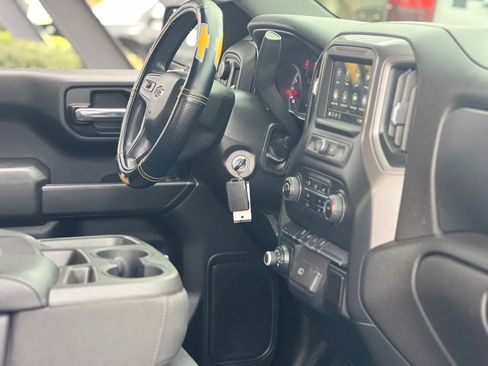 Used 2019 Chevrolet Silverado 1500 Custom Trail Boss w/ Custom Convenience Package image 31