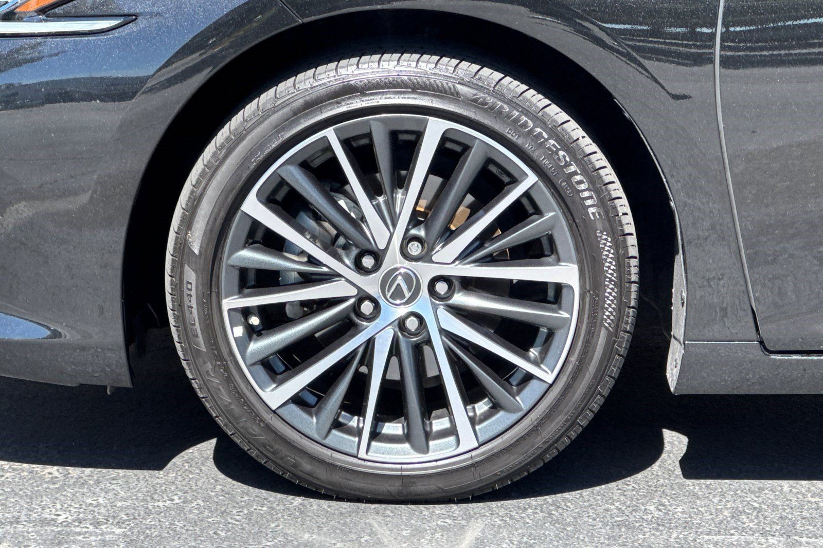 Certified 2025 Lexus ES 300h w/ Premium Package FWD image 36
