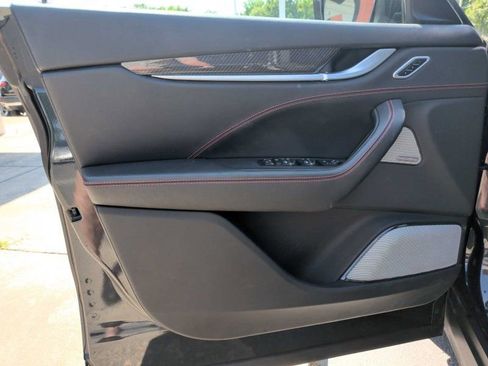 Used 2018 Maserati Levante S GranSport AWD/4WD image 9