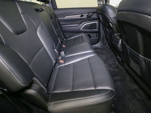 Used 2022 Kia Telluride EX image 22