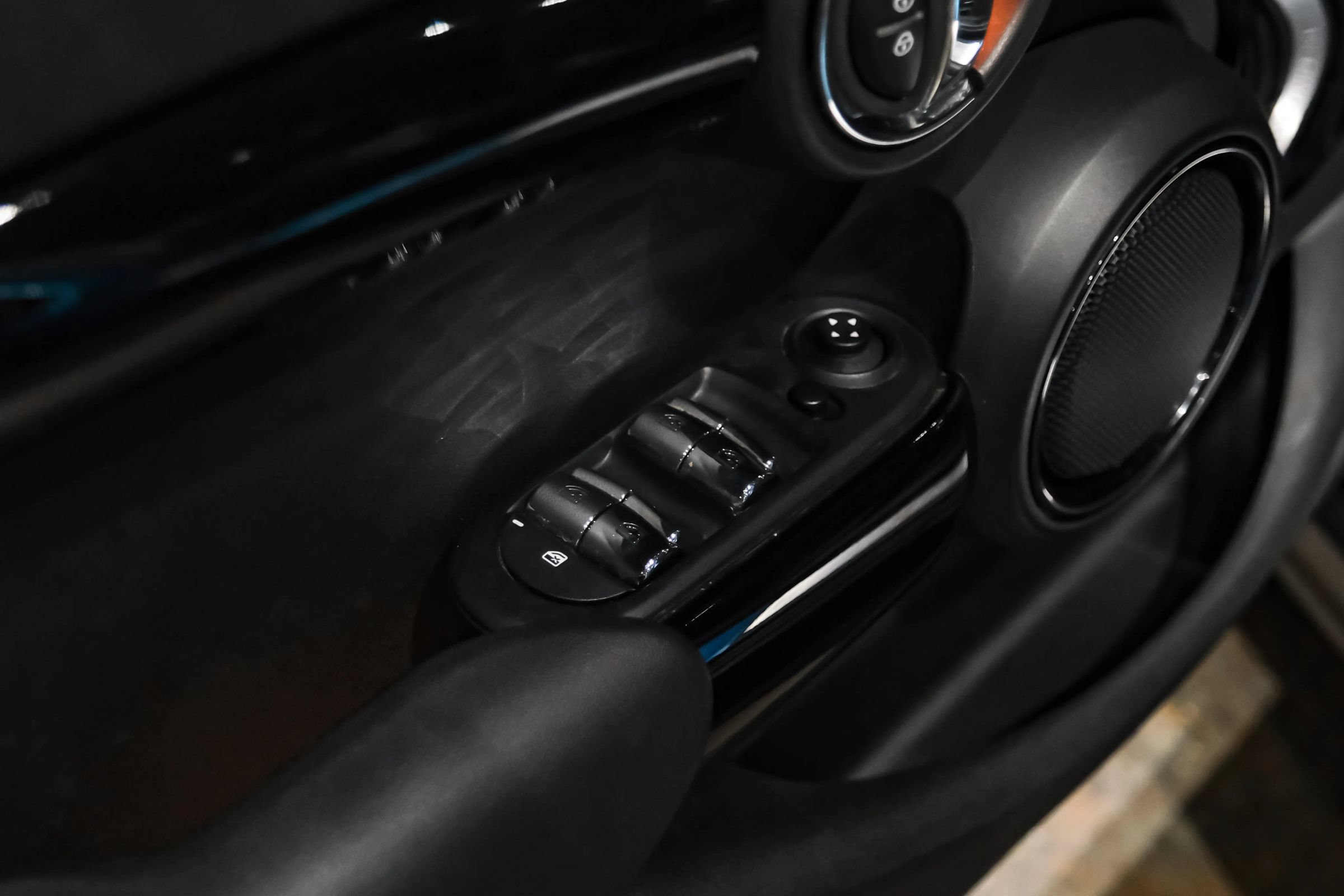 Used 2017 MINI Cooper S FWD image 37