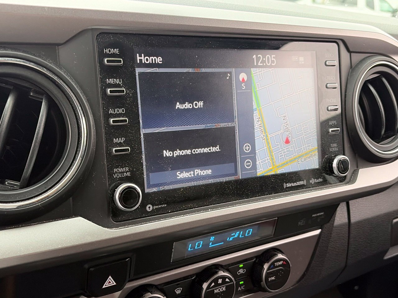 Used 2022 Toyota Tacoma SR5 RWD image 11