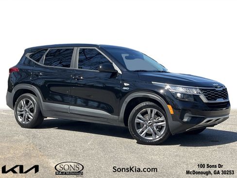 Used 2023 Kia Seltos LX image 1