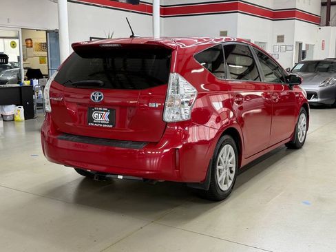 Used 2013 Toyota Prius V Three FWD image 2