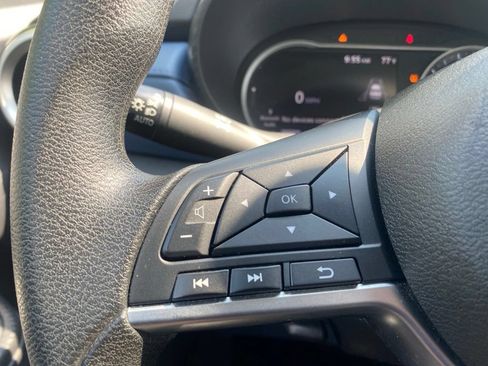 Certified 2025 Nissan Versa SV FWD image 18