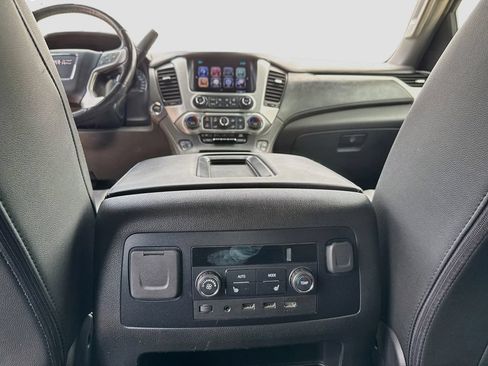 Used 2018 GMC Yukon SLT w/ Open Road Package RWD image 24