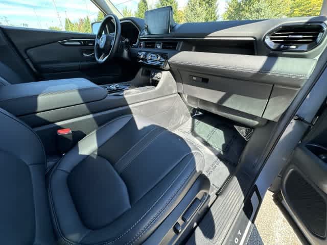Used 2025 Honda Pilot Touring image 22
