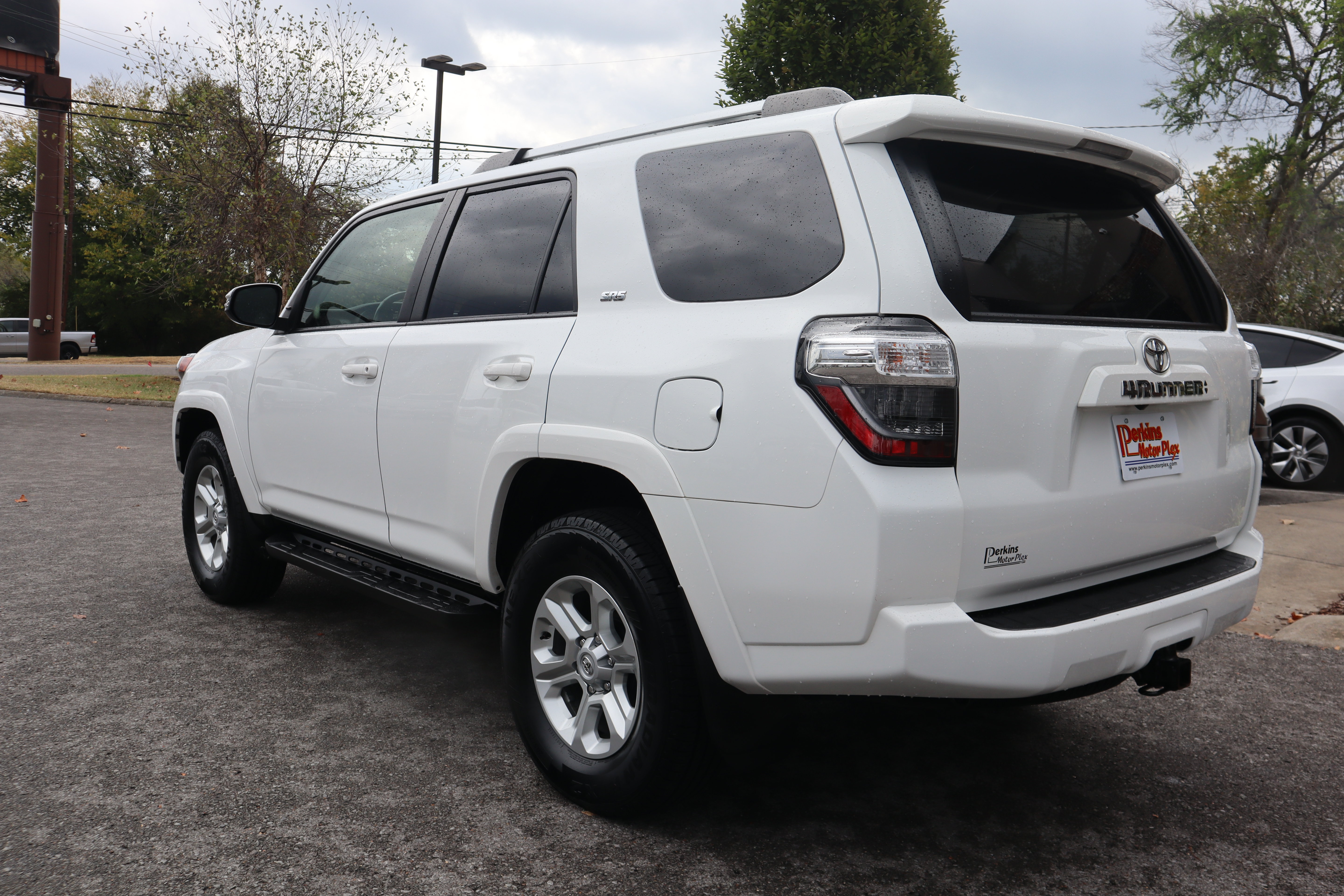 Used 2023 Toyota 4Runner SR5 Premium w/ Moonroof Package AWD/4WD image 9