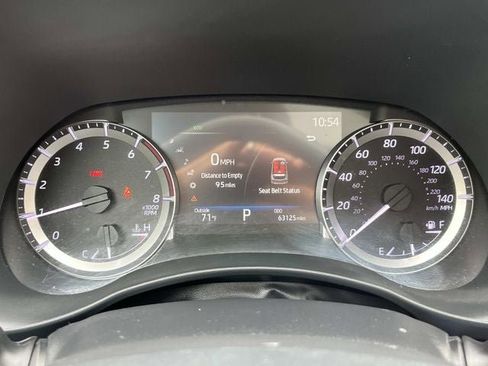 Used 2023 Toyota Highlander XLE AWD/4WD image 37