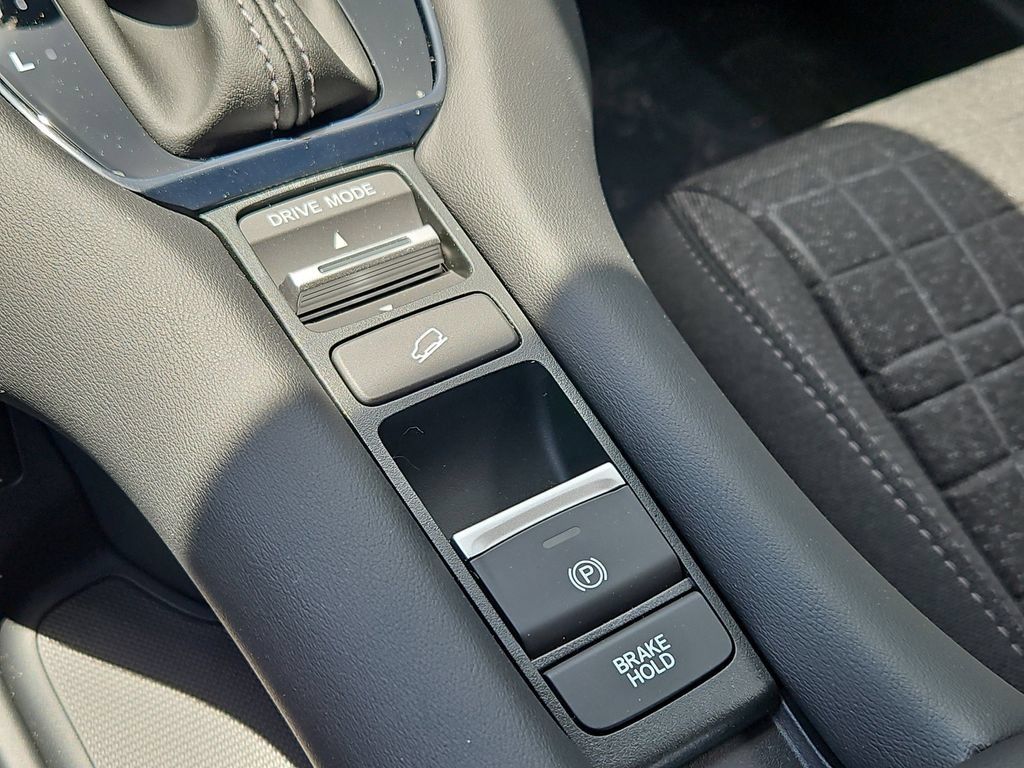 New 2027 Honda HR-V LX image 12