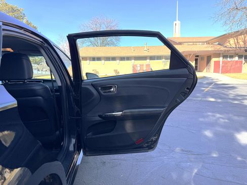 Used 2015 Toyota Avalon XLE image 38