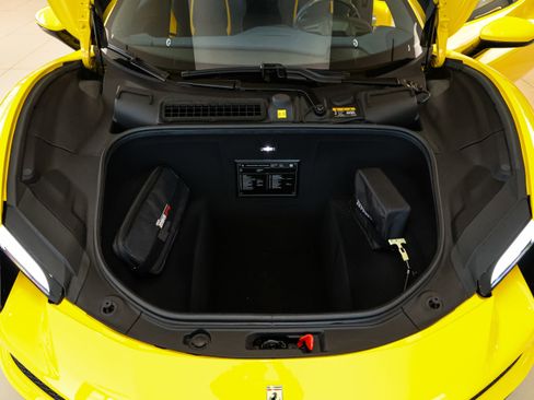 Used 2025 Ferrari 296 GTS image 27