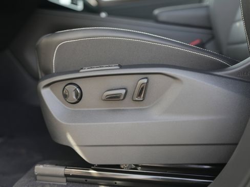 New 2026 Volkswagen Atlas Peak Edition image 28