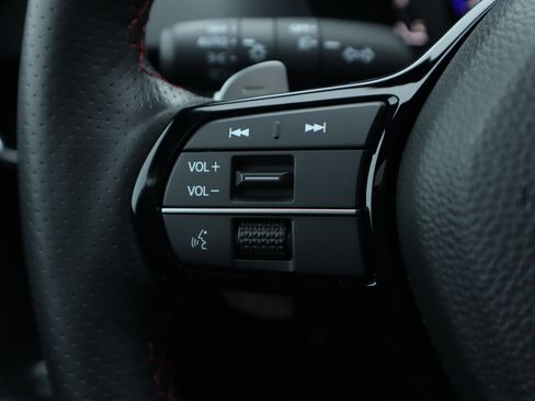 Used 2025 Acura ADX A-Spec image 17