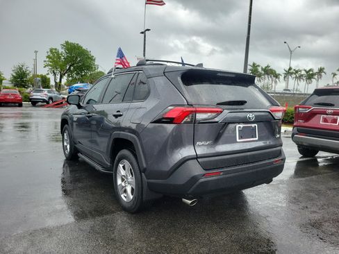 Used 2024 Toyota RAV4 XLE FWD image 9