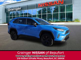 Used 2019 Toyota RAV4 LE video 1