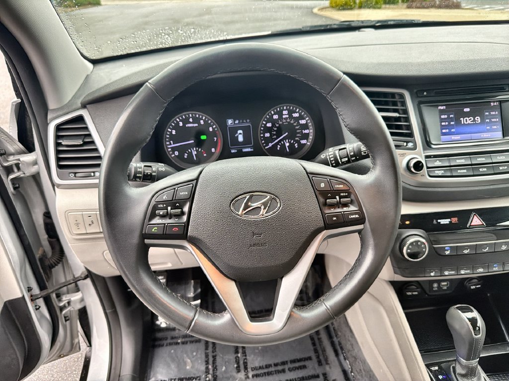 Used 2016 Hyundai Tucson Sport FWD image 11