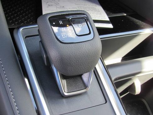 New 2026 Nissan Pathfinder SL FWD image 21