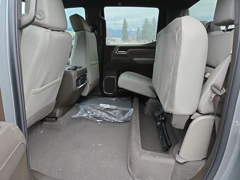 New 2026 GMC Sierra 1500 SLT w/ SLT Convenience Package image 31