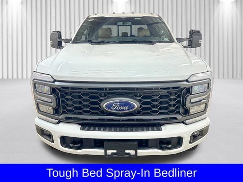 Used 2024 Ford F250 Lariat w/ Tremor Off-Road Package AWD/4WD image 15