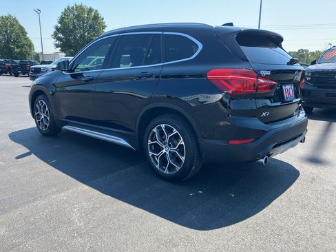 Used 2020 BMW X1 xDrive28i w/ Convenience Package AWD/4WD image 4