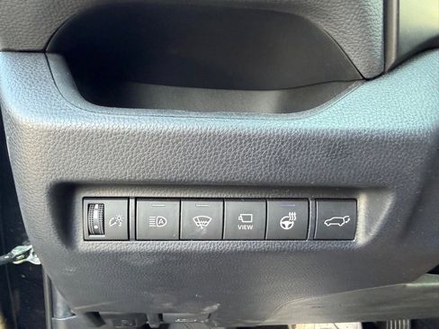 Used 2020 Toyota RAV4 TRD Off-Road AWD/4WD image 17