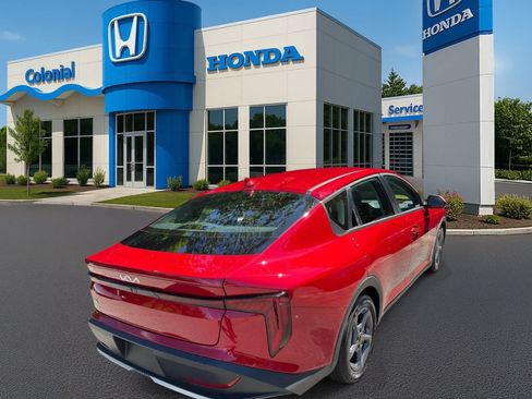 Used 2025 Kia K4 FWD image 6