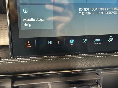 New 2026 Lincoln Corsair Premiere image 43