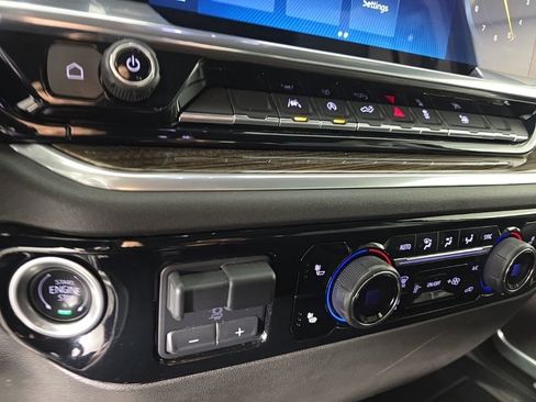 Used 2024 Chevrolet Silverado 1500 LT w/ Protection Package image 21