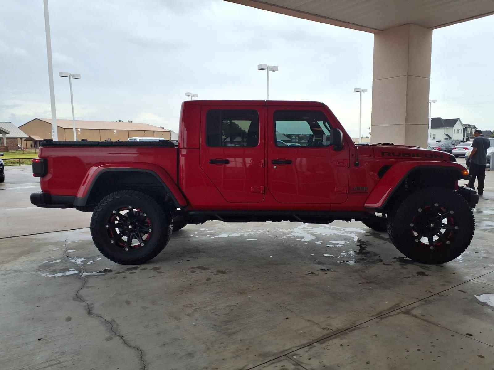 Used 2020 Jeep Gladiator Rubicon AWD/4WD image 5