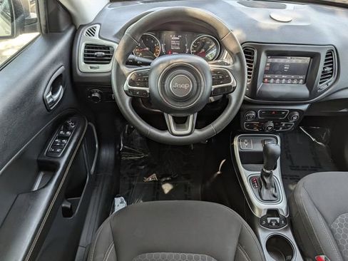 Used 2021 Jeep Compass Sport FWD image 11