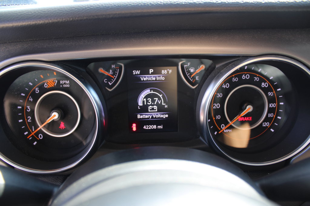 Used 2023 Jeep Wrangler Sport AWD/4WD image 21
