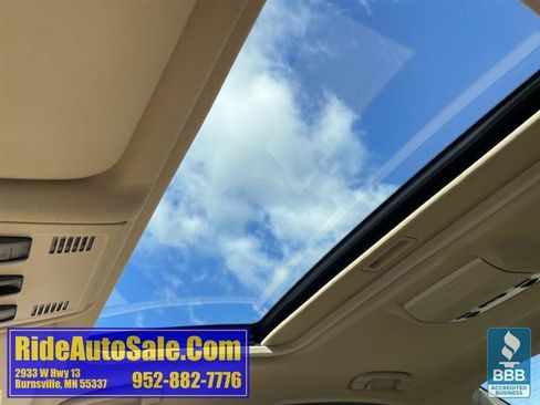 Used 2011 BMW 328i xDrive Sedan AWD/4WD image 30